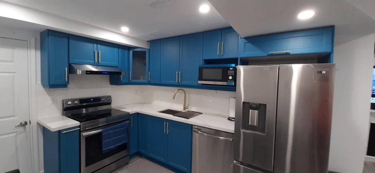 2 Bedrooms 2 Washrooms 2 Parking Spots Basement Apartment 뉴마켓 외부 사진